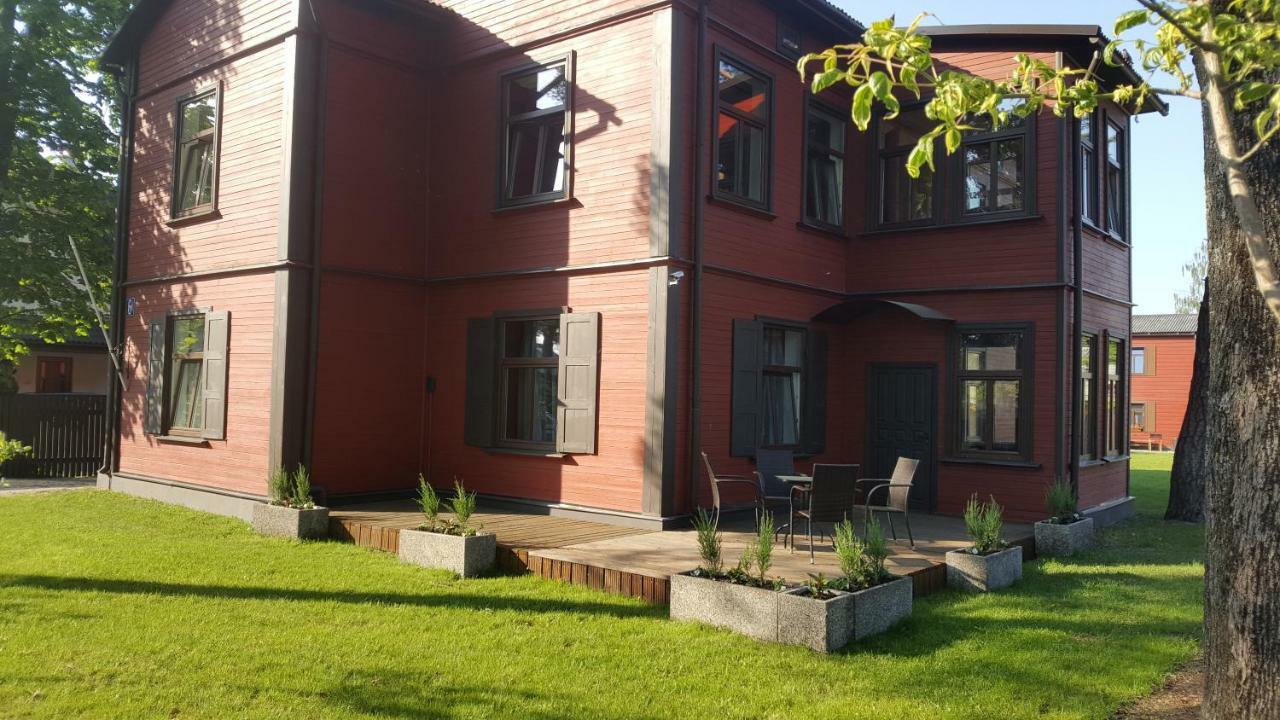 Villa Victoria Ventspils Exterior foto